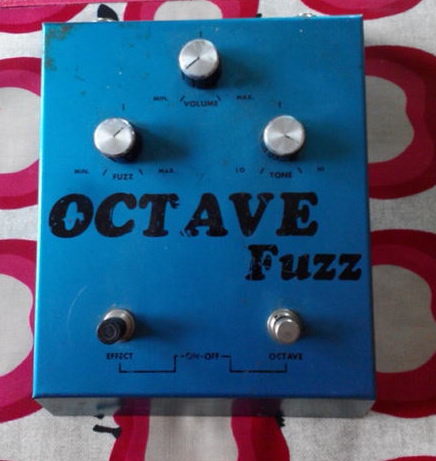 MORESCHI OCTAVE FUZZ.jpg