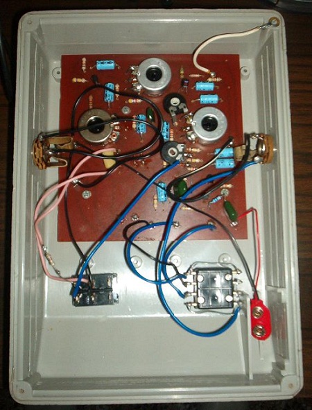 electronicsounds-ufo_octafuzz_004.jpg